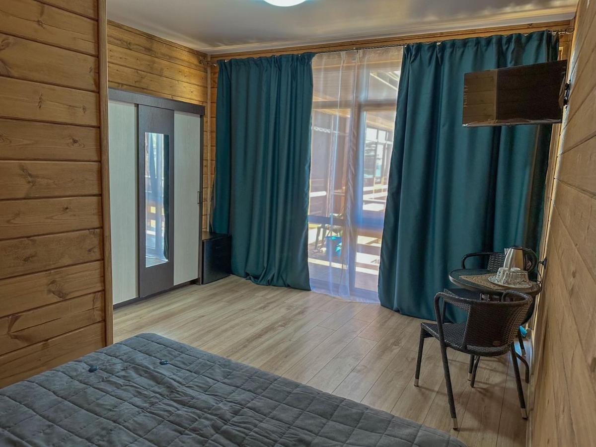Hôtel Лилия à Goudaouta Extérieur photo