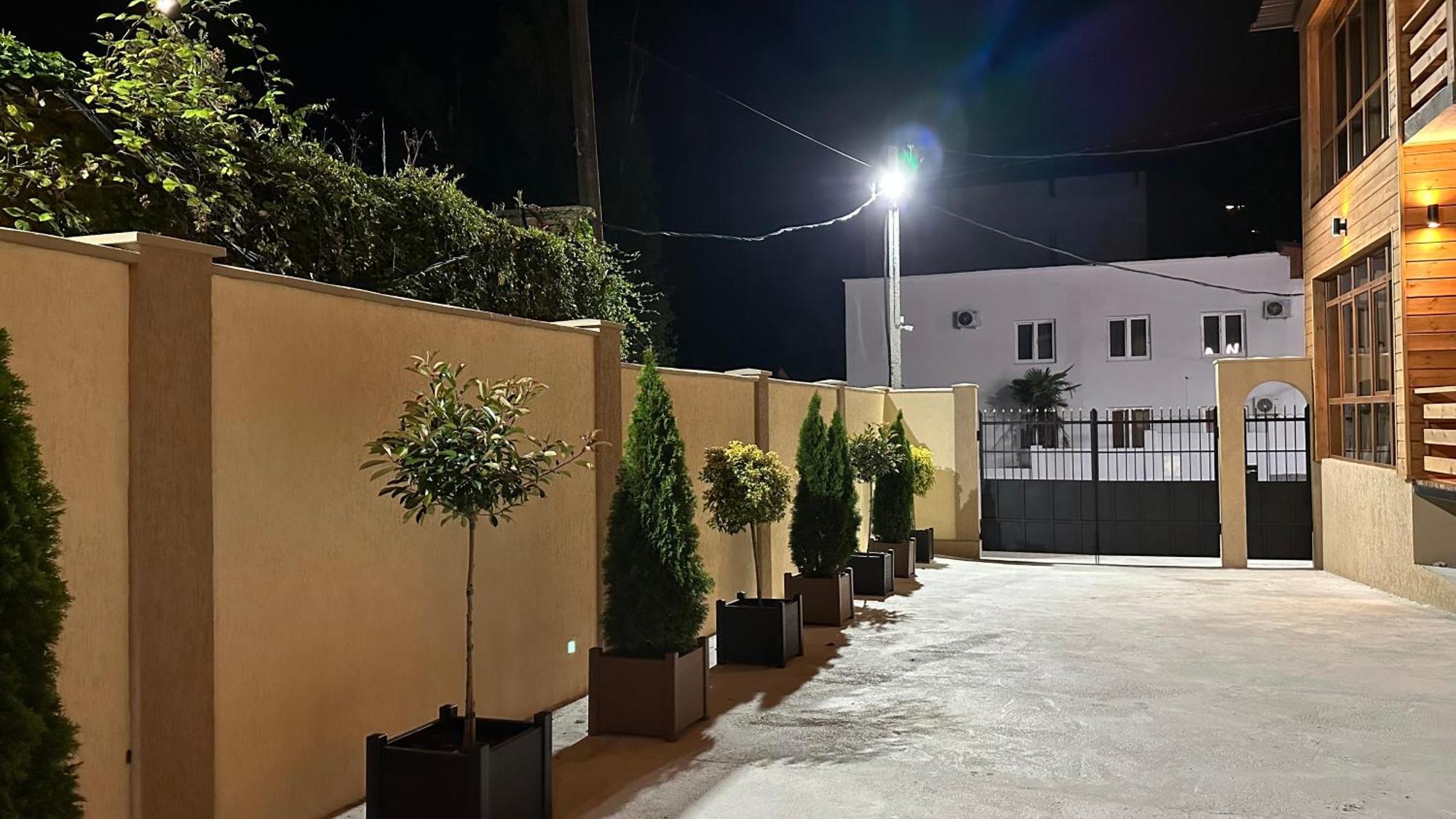 Hôtel Лилия à Goudaouta Extérieur photo